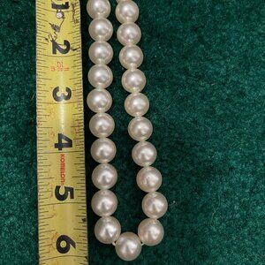 Vintage faux Pearl Necklace